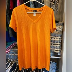 Women’s Heimish v neck tee